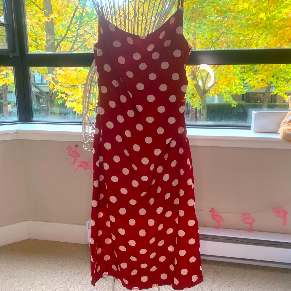 Vintage dots red dress